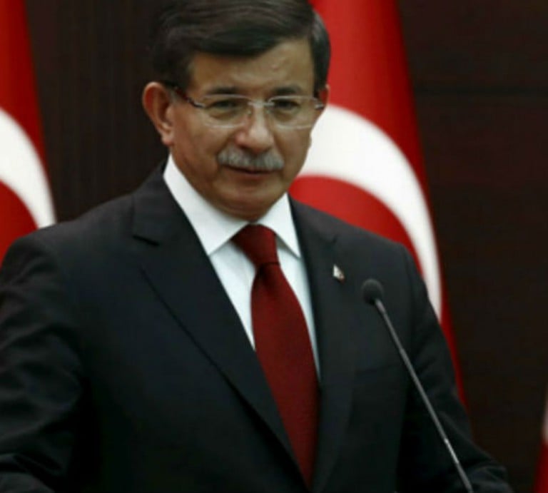 PM Davutoğlu offers condolences to Israel, Iran over Taksim attack