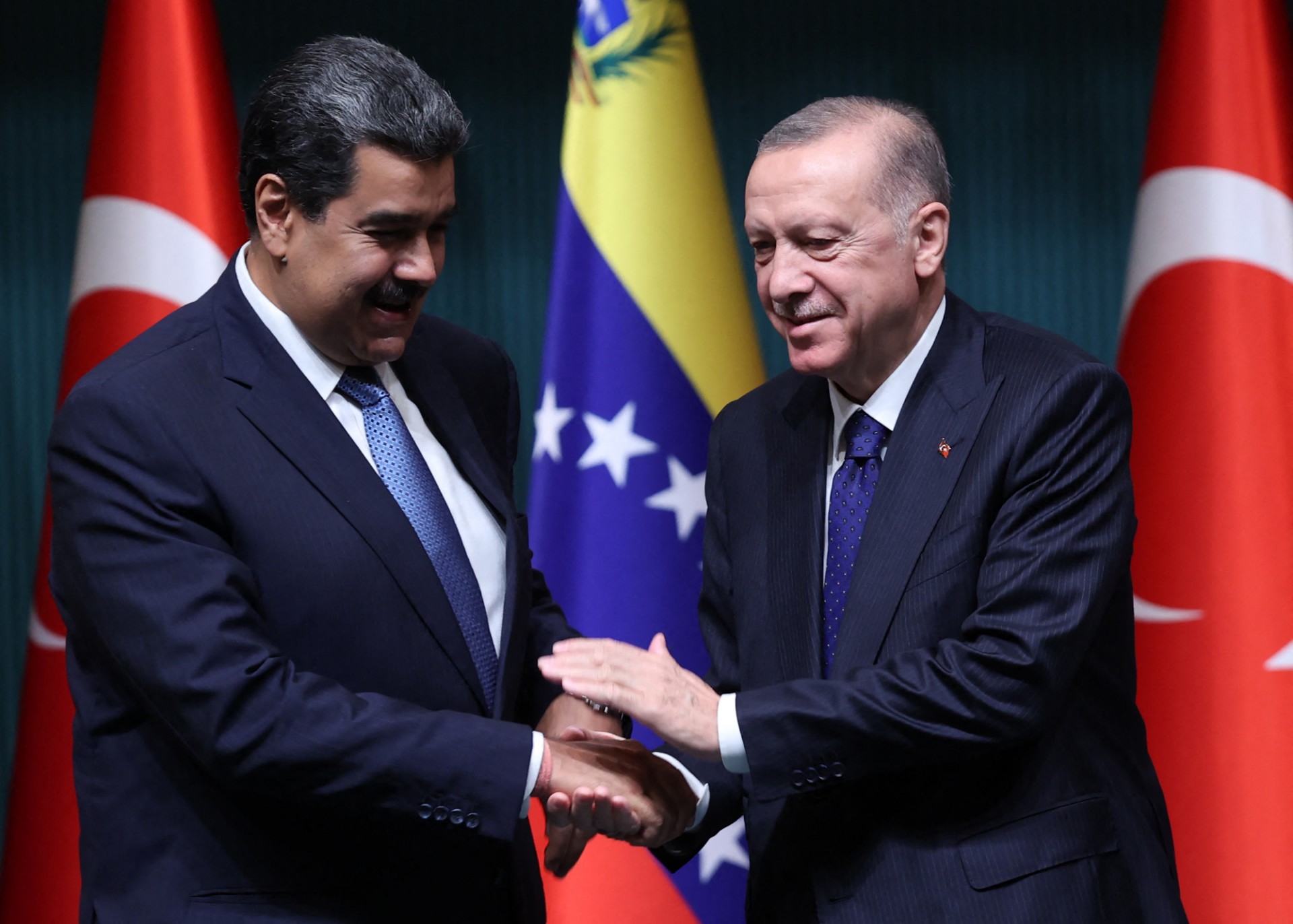 US senator backs reports Maduro was offered exile in Turkey before raid