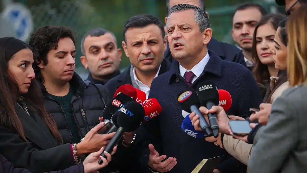 Turkey investigates main opposition leader for ‘targeting’ controversial prosecutor