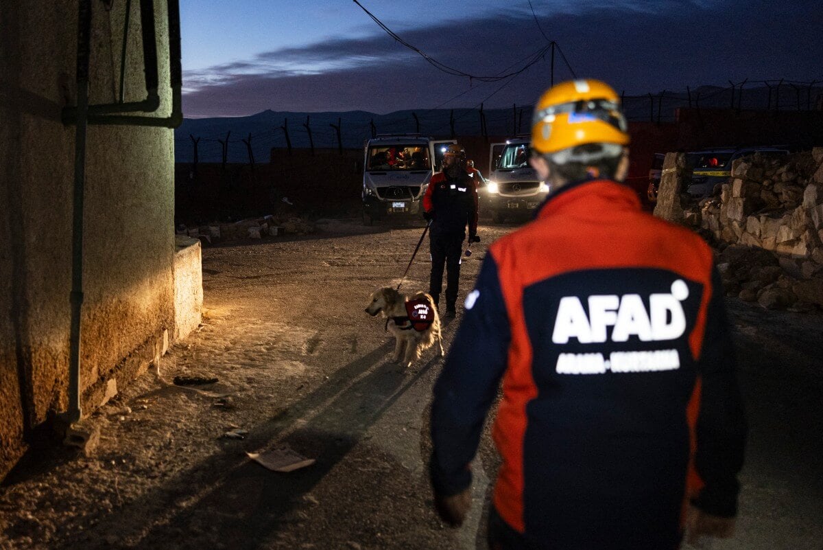 Turkish rescuers end search of Syria’s Saydnaya prison