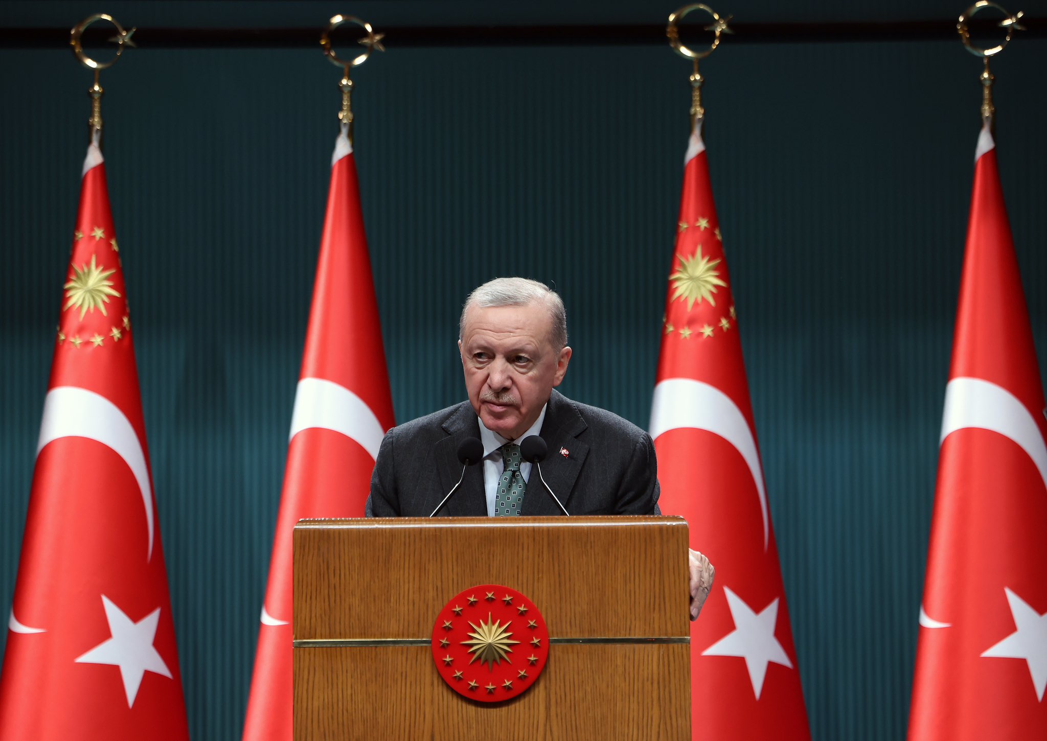 Erdoğan tells main opposition leader to watch his step over criticism of military leadership