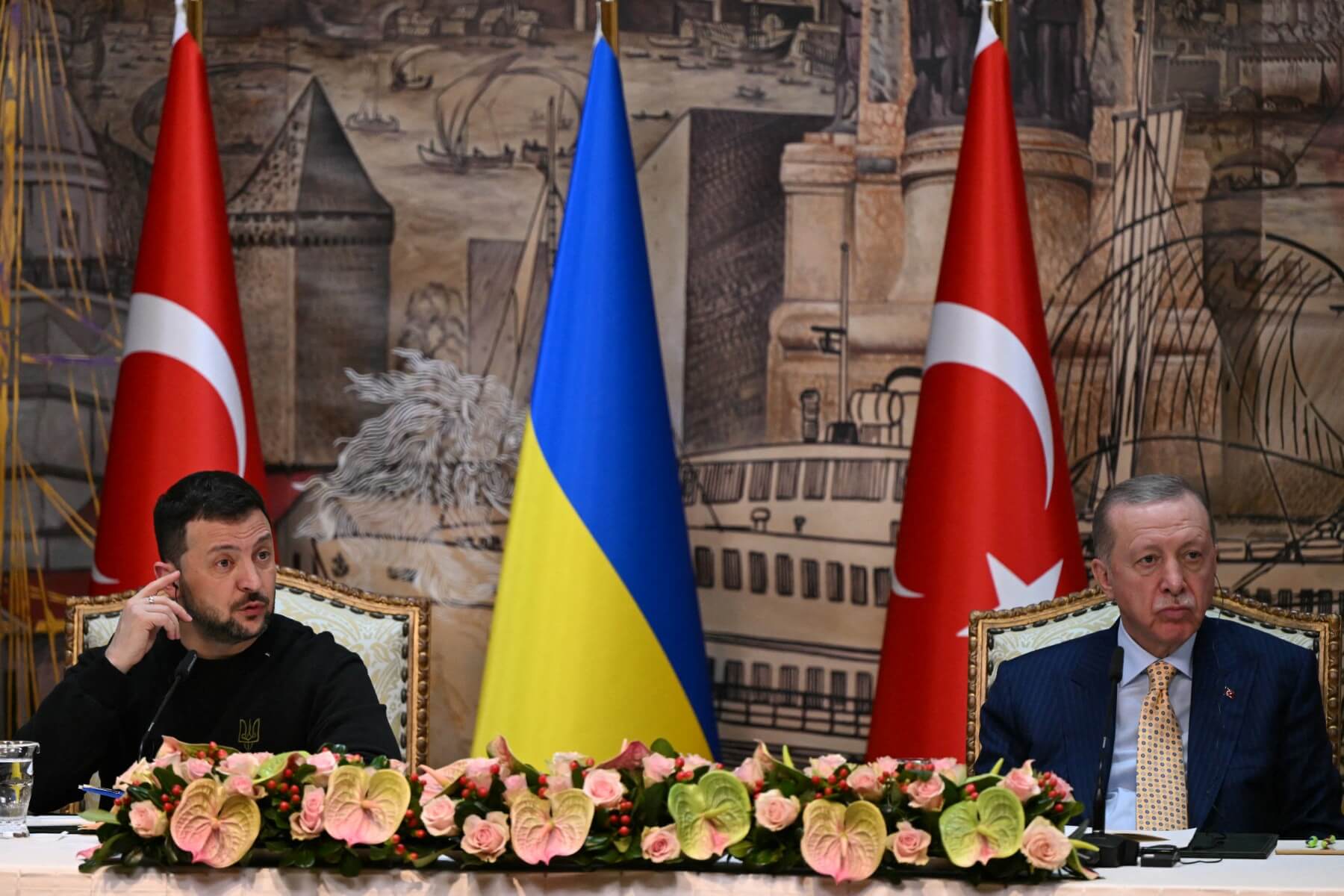 [ANALYSIS] Erdoğan’s paradox: the mediator abroad, the strongman at home