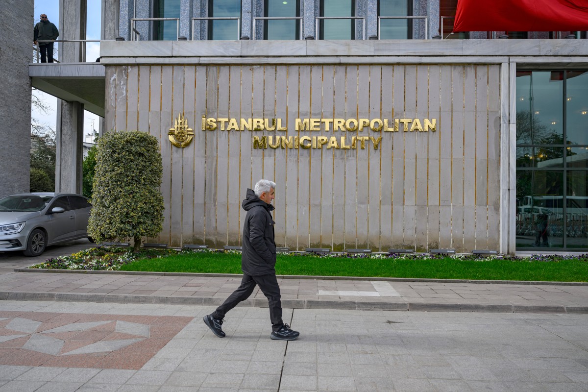 Turkish police detain 29 in İstanbul municipality corruption probe
