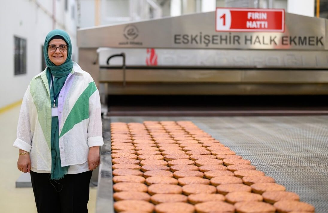 Ancient bread rises again as Turkey recreates 5,000-year-old loaf