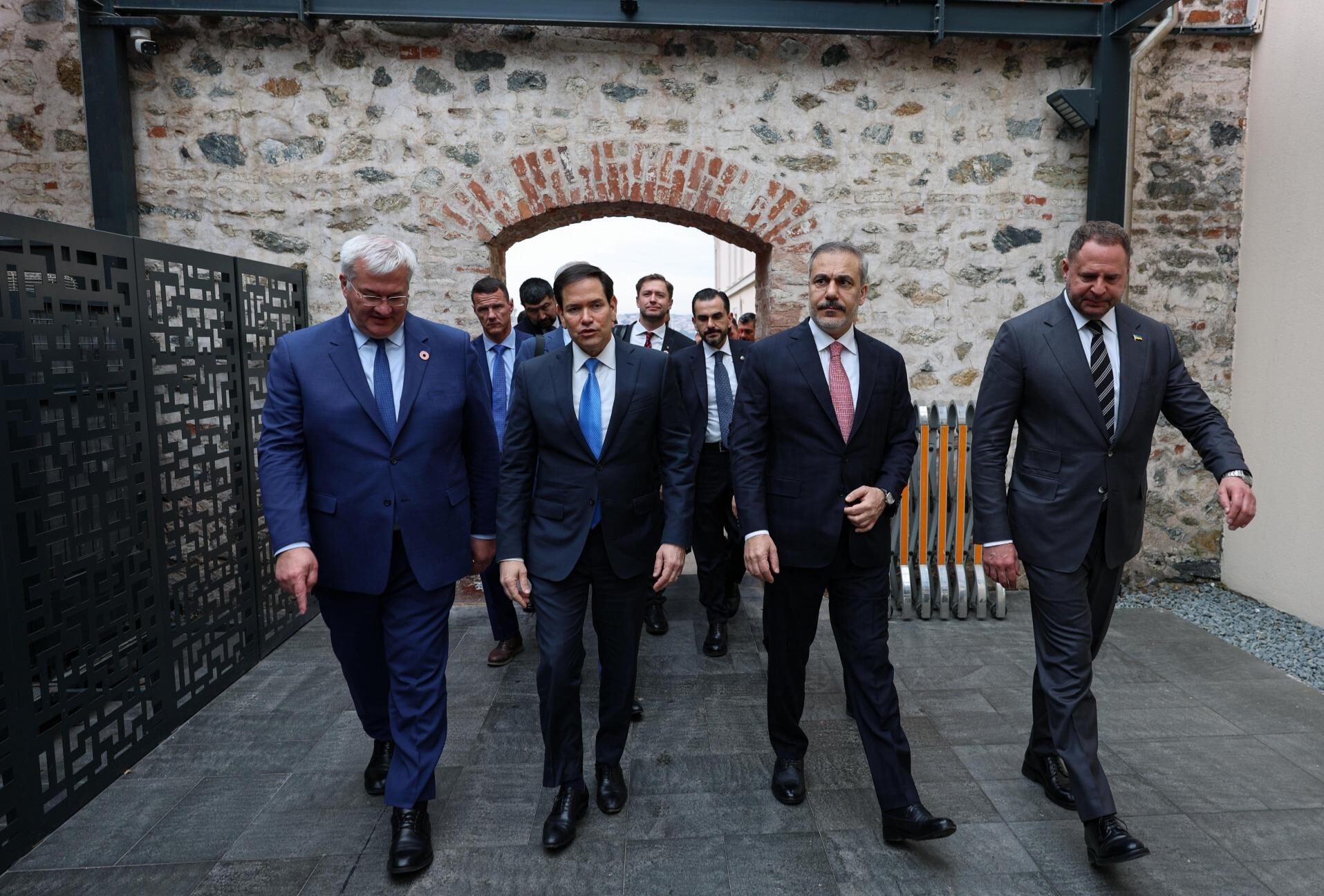 Rubio meets with top Turkey, Ukraine officials ahead of war talks