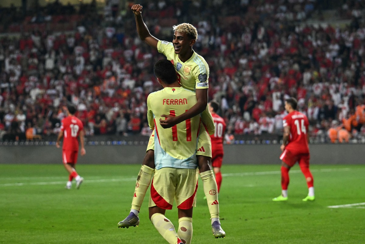 Merino scores hat trick as Spain routs Turkey 6-0 in World Cup qualifier