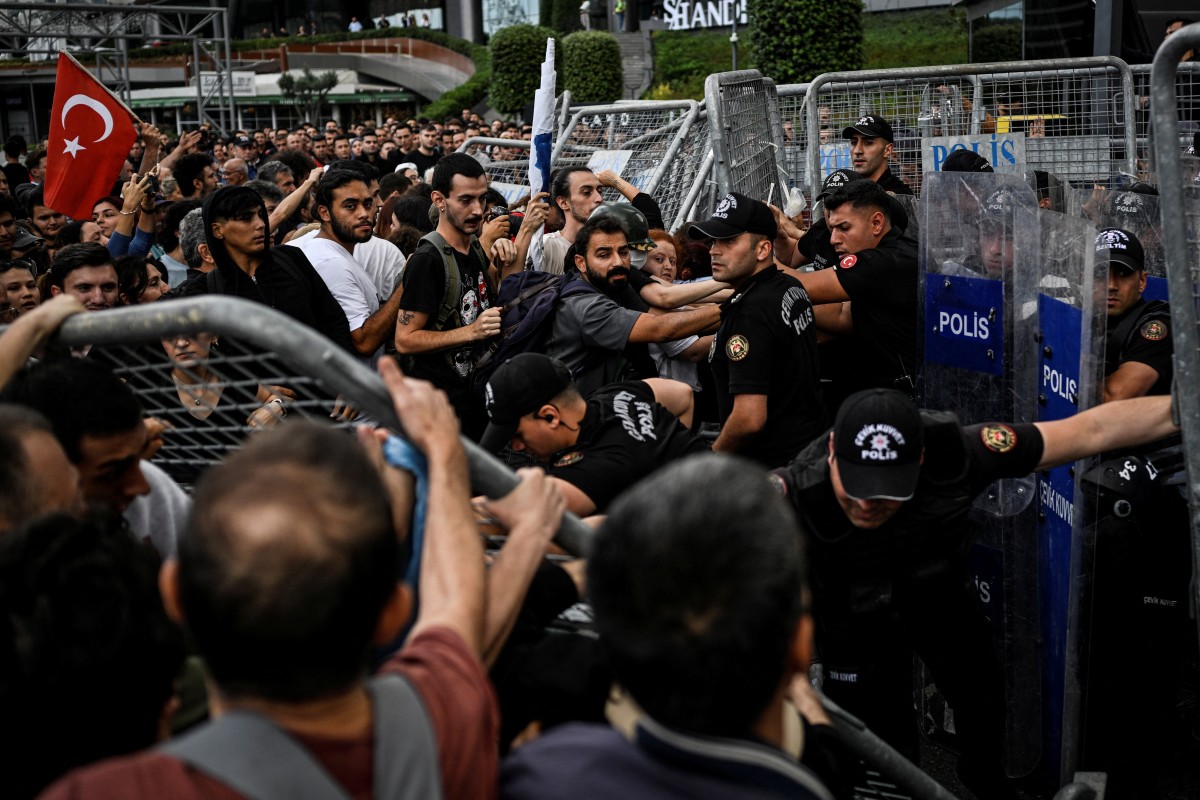 EU Turkey rapporteur calls İstanbul trustee showdown ‘surreal’ amid deepening crackdown on CHP