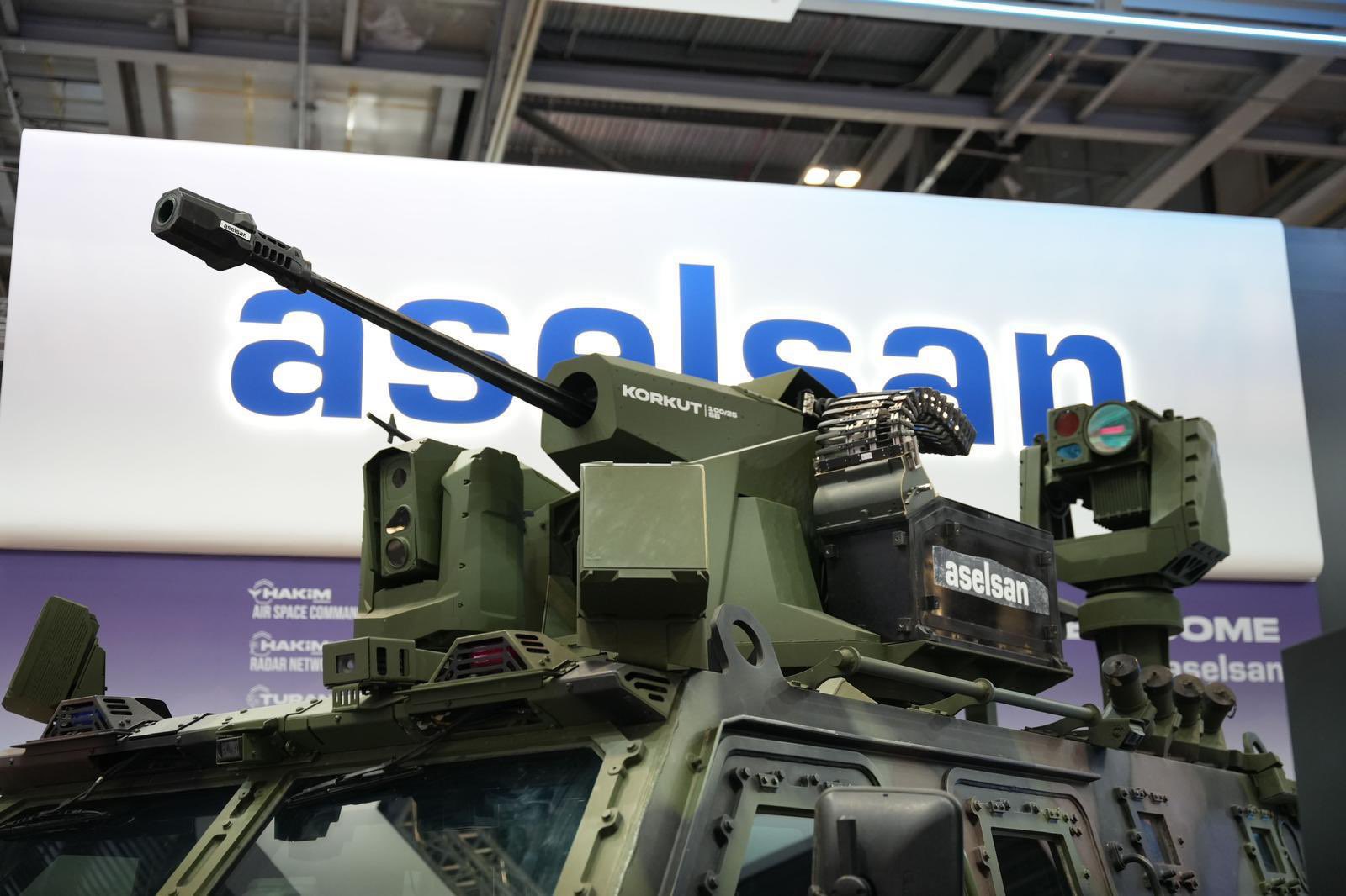 Turkish defense contractor Aselsan debuts counter-drone system at London fair