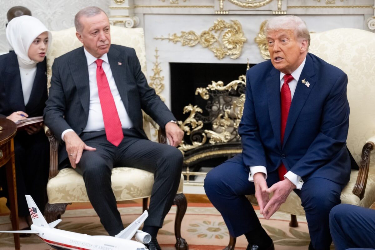 Erdoğan calls Trump after gunman attempts to storm White House Correspondents’ Dinner