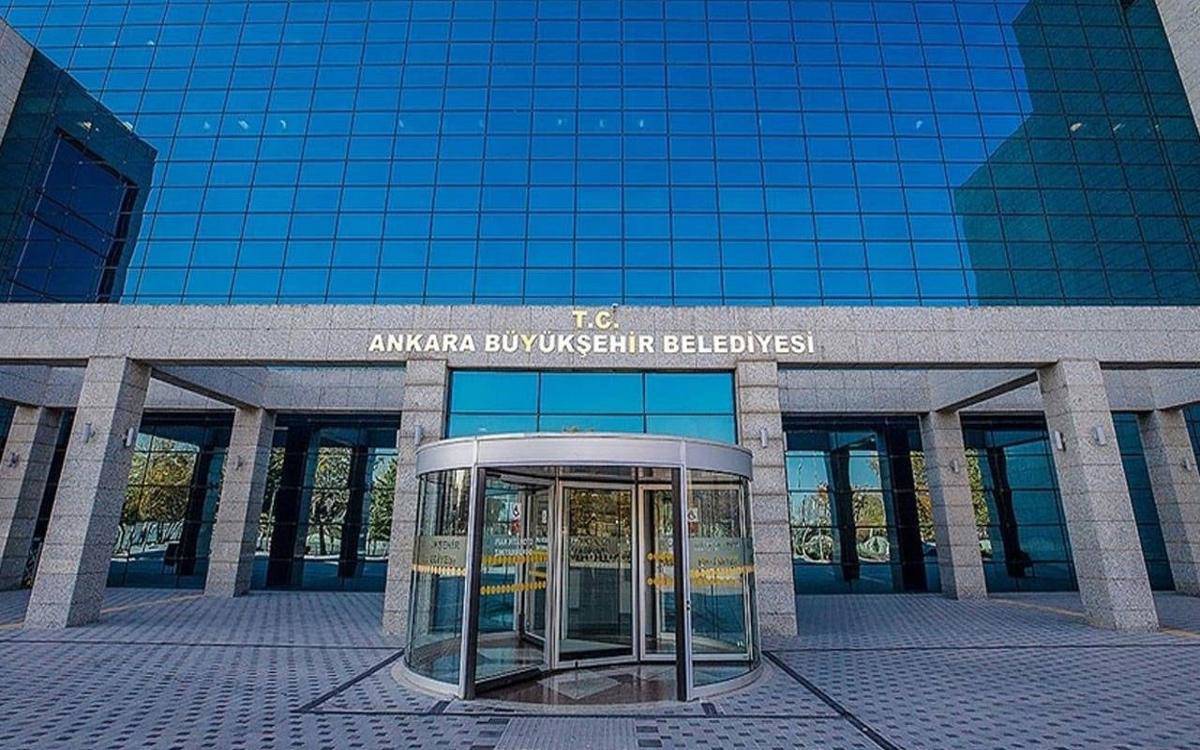 Turkish court orders 5 arrests in Ankara city hall concert spending probe