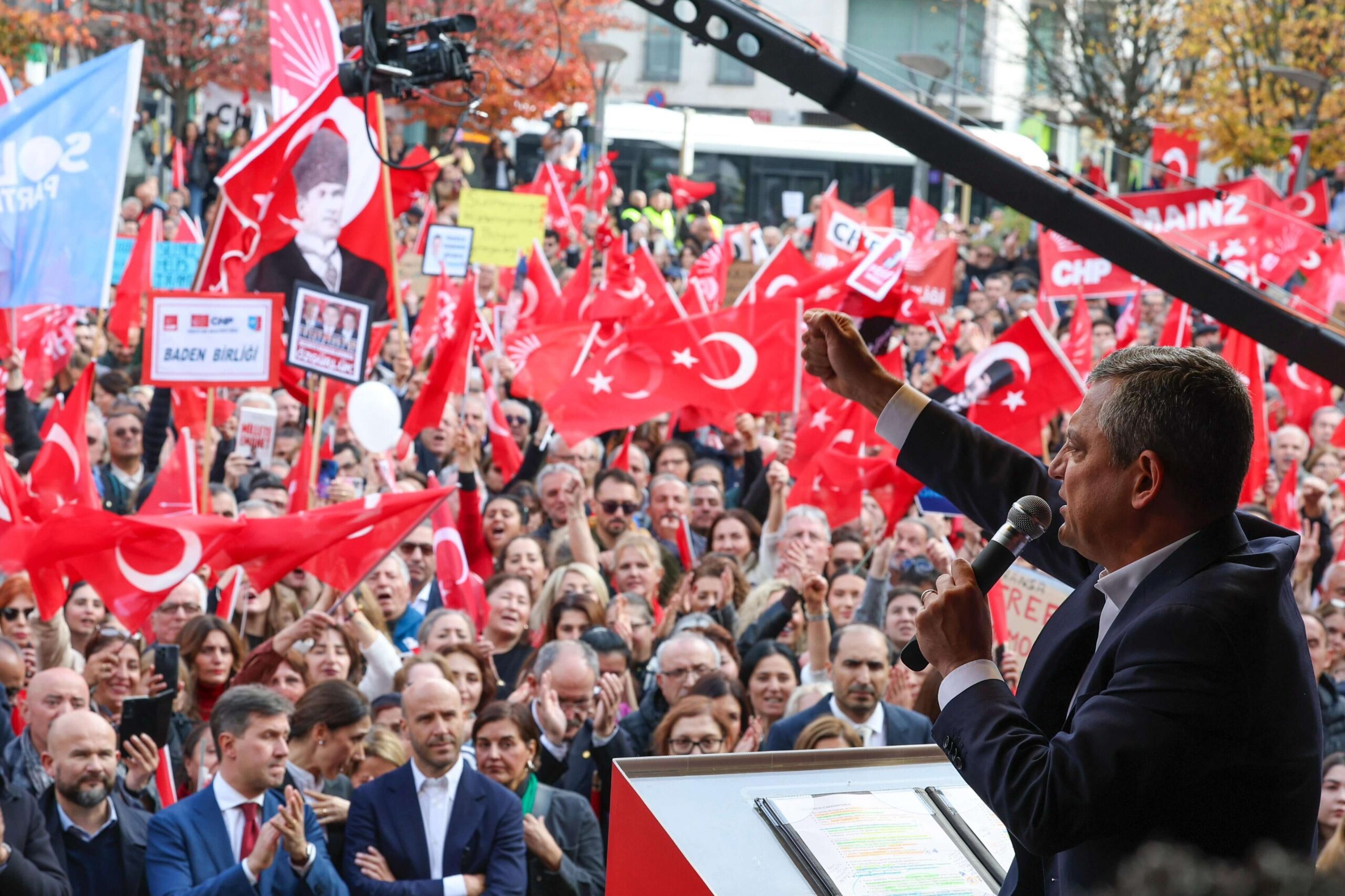 CHP chairman warns European leaders against ‘trading democracy’ at Brussels rally