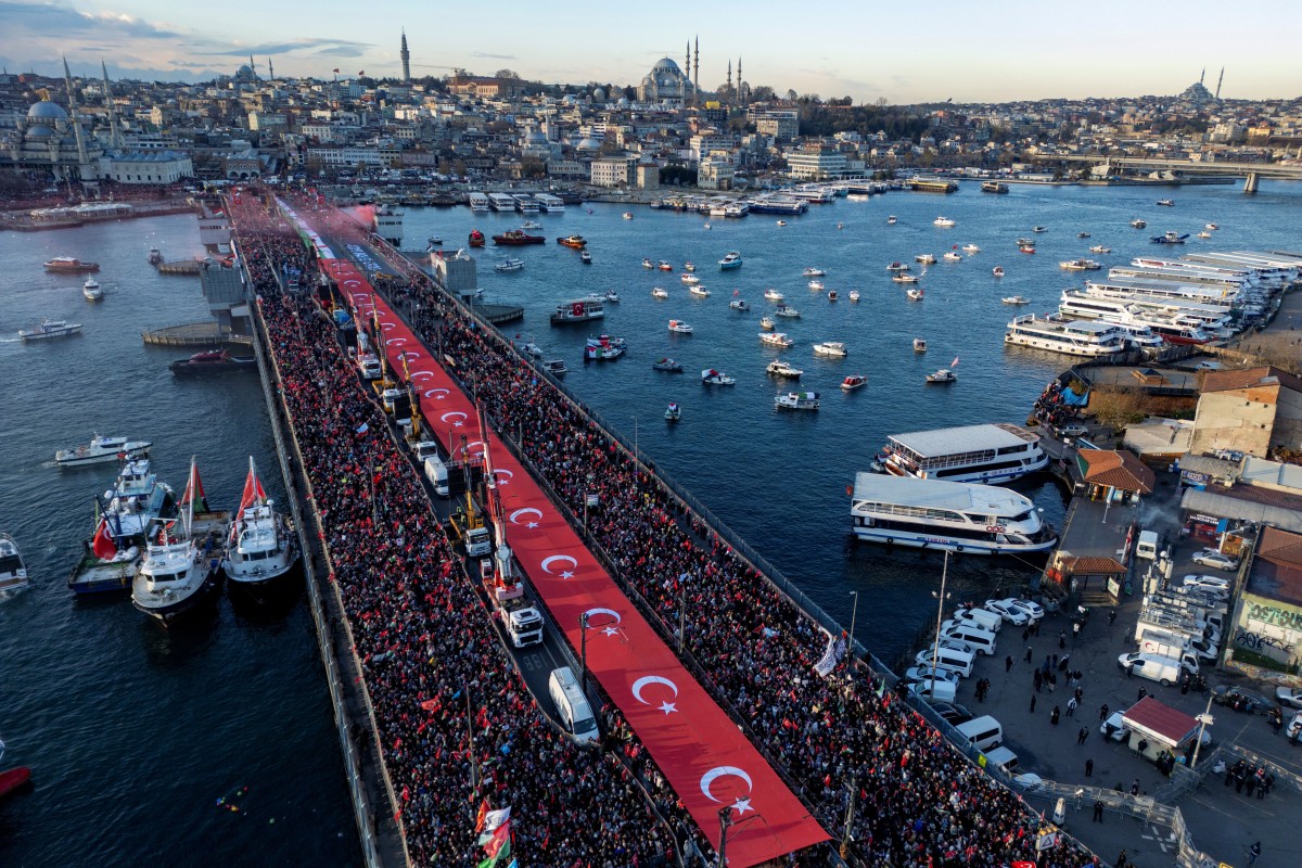 İstanbul Gaza march seen as PR  for Erdoğan’s son, slammed for excluding critics of gov’t trade with Israel