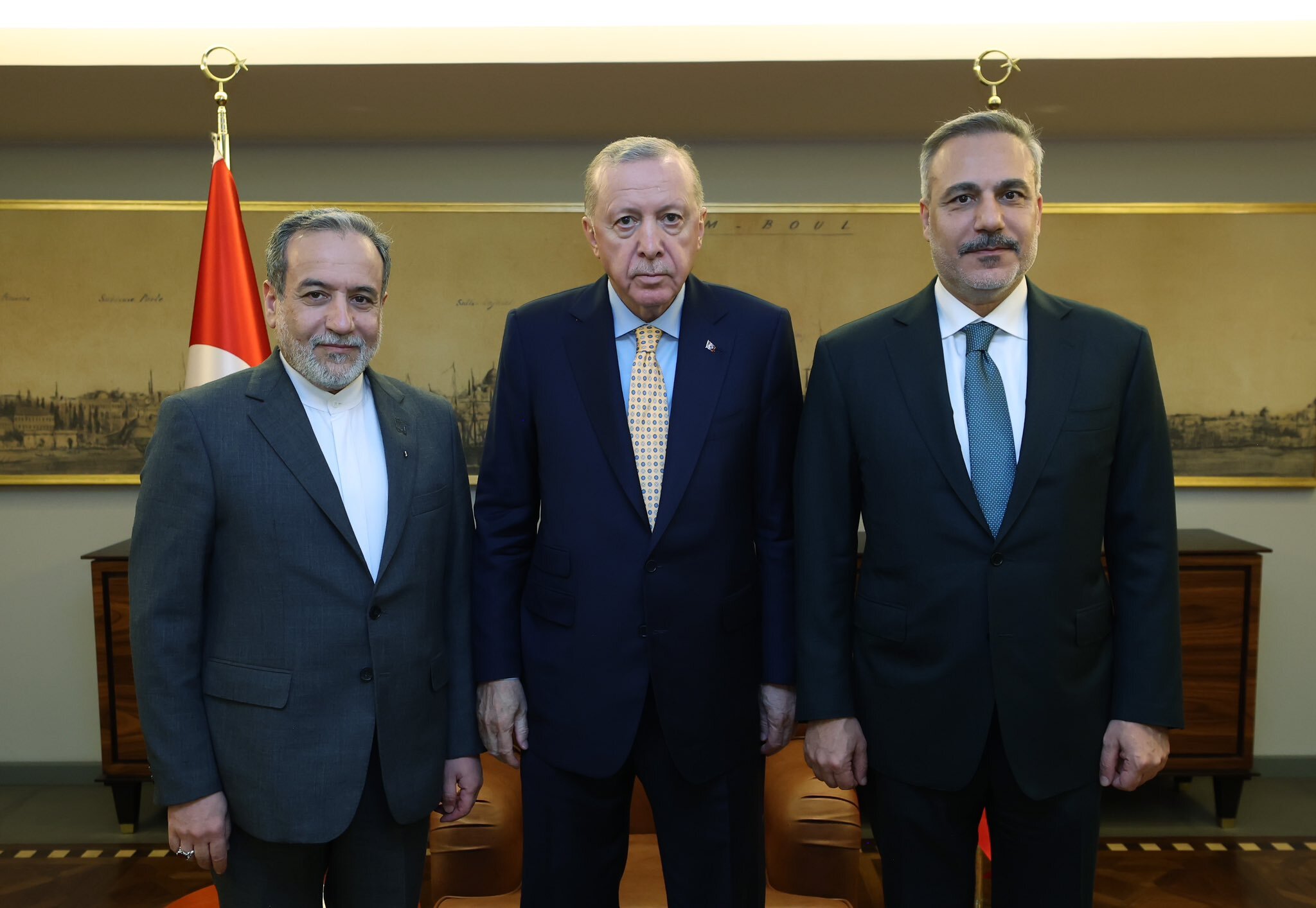 Iran FM meets with Erdoğan amid push for diplomacy