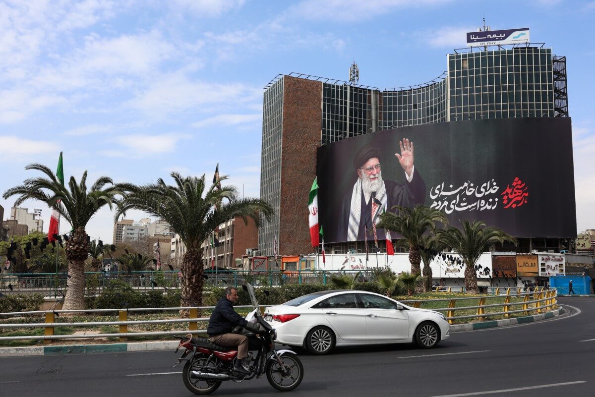 [INTERVIEW] Iran unlikely to face Venezuela-style regime collapse, analyst says
