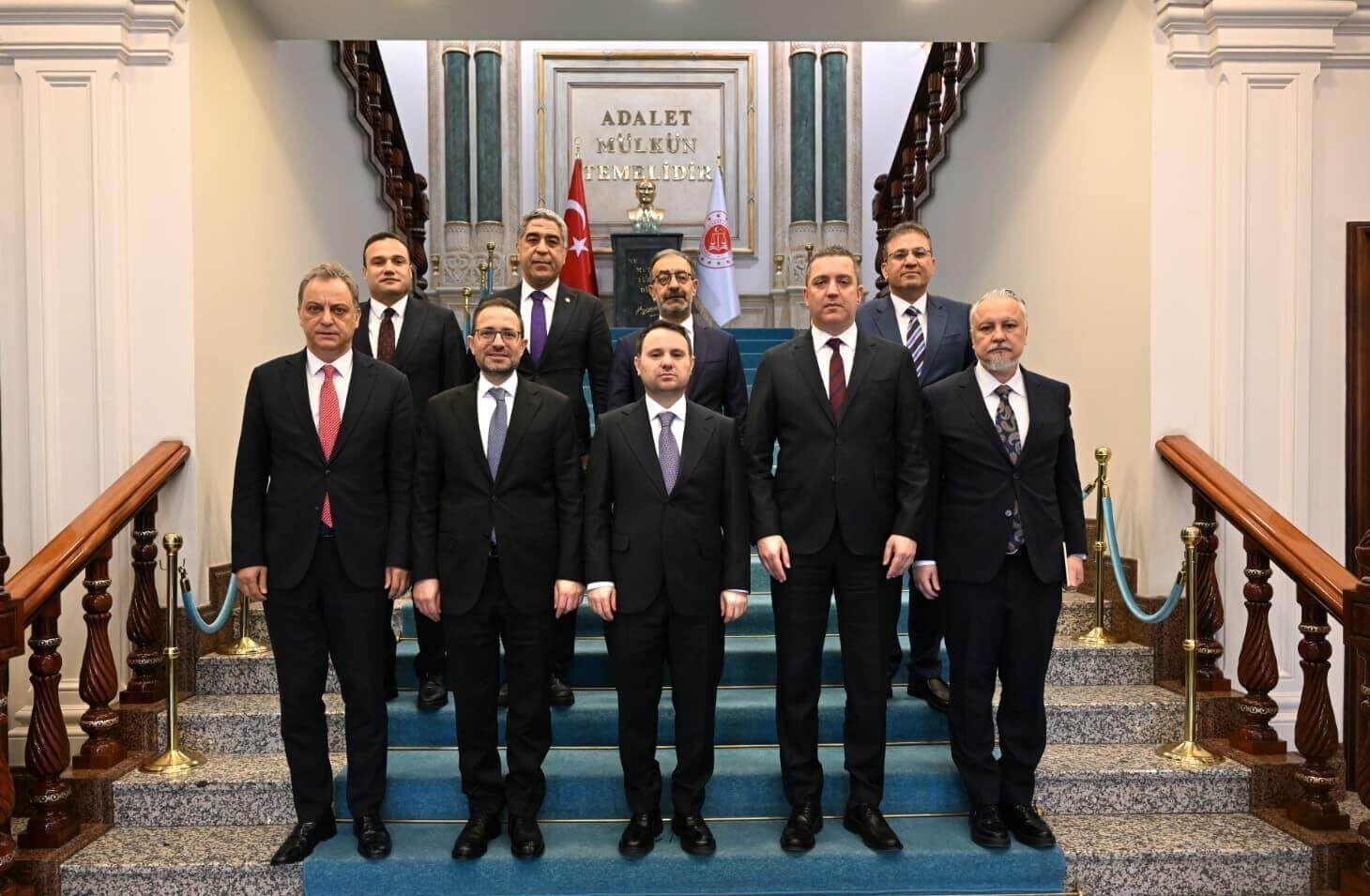 Bar association’s courtesy visit to Turkey’s controversial justice minister sparks backlash