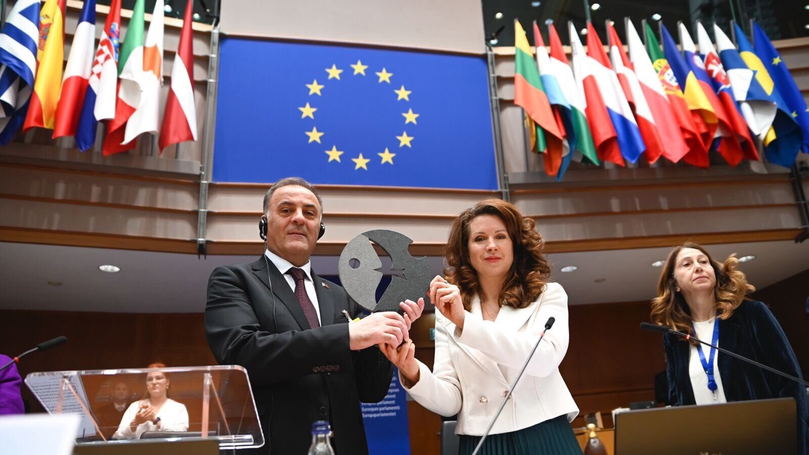 Jailed İstanbul Mayor İmamoğlu receives 2026 Paweł Adamowicz Award