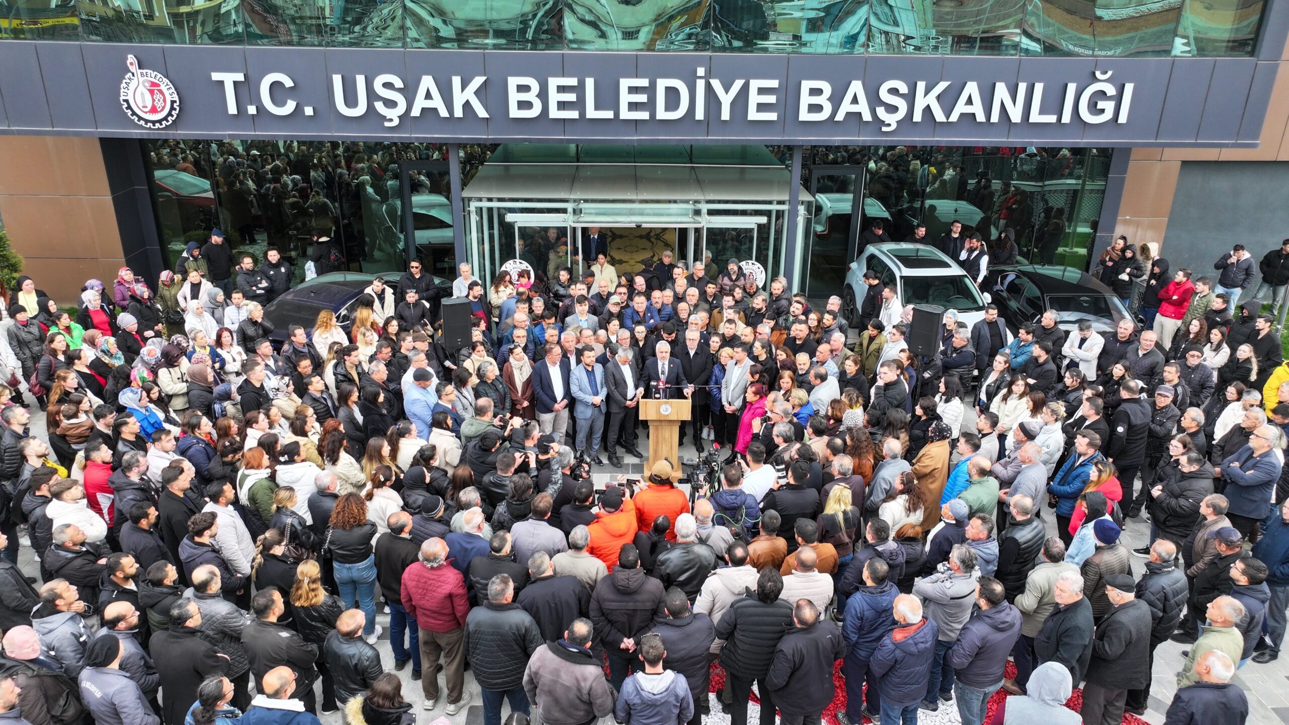 Municipal staff, CHP provincial chairman among 29 detained in continuing crackdown on main opposition