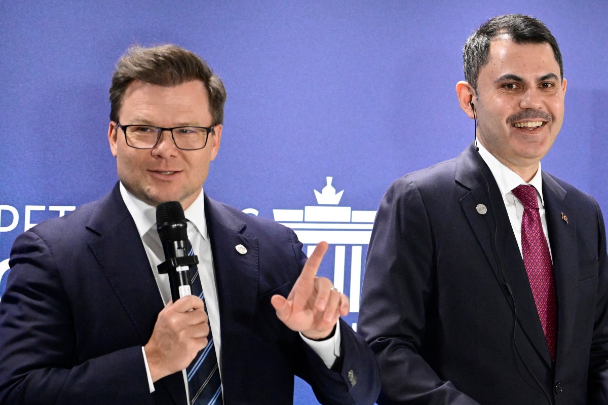 Renewables are critical to weathering fossil fuel shocks, COP31 hosts say
