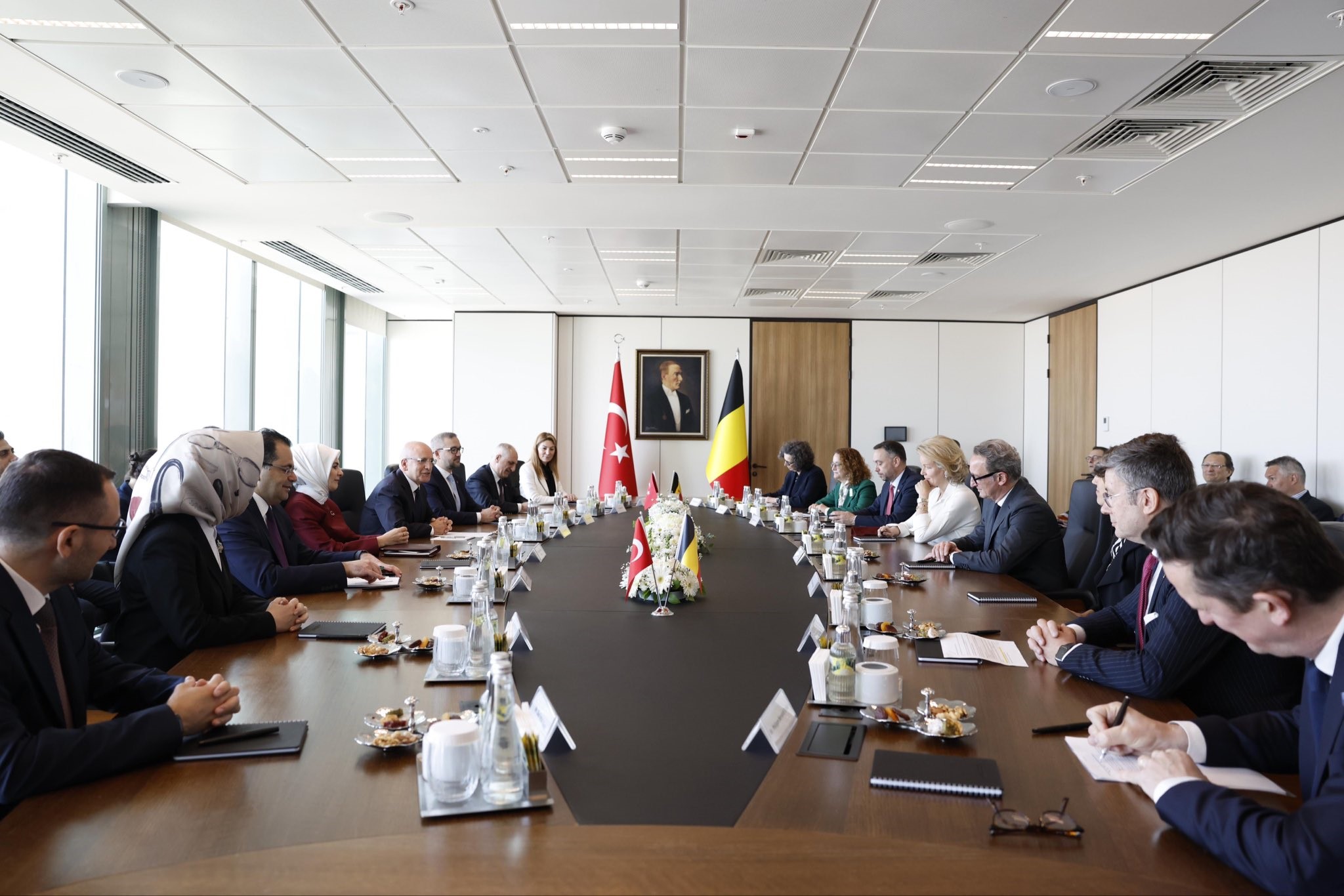 Belgian queen visits Turkish central bank as part of economic mission