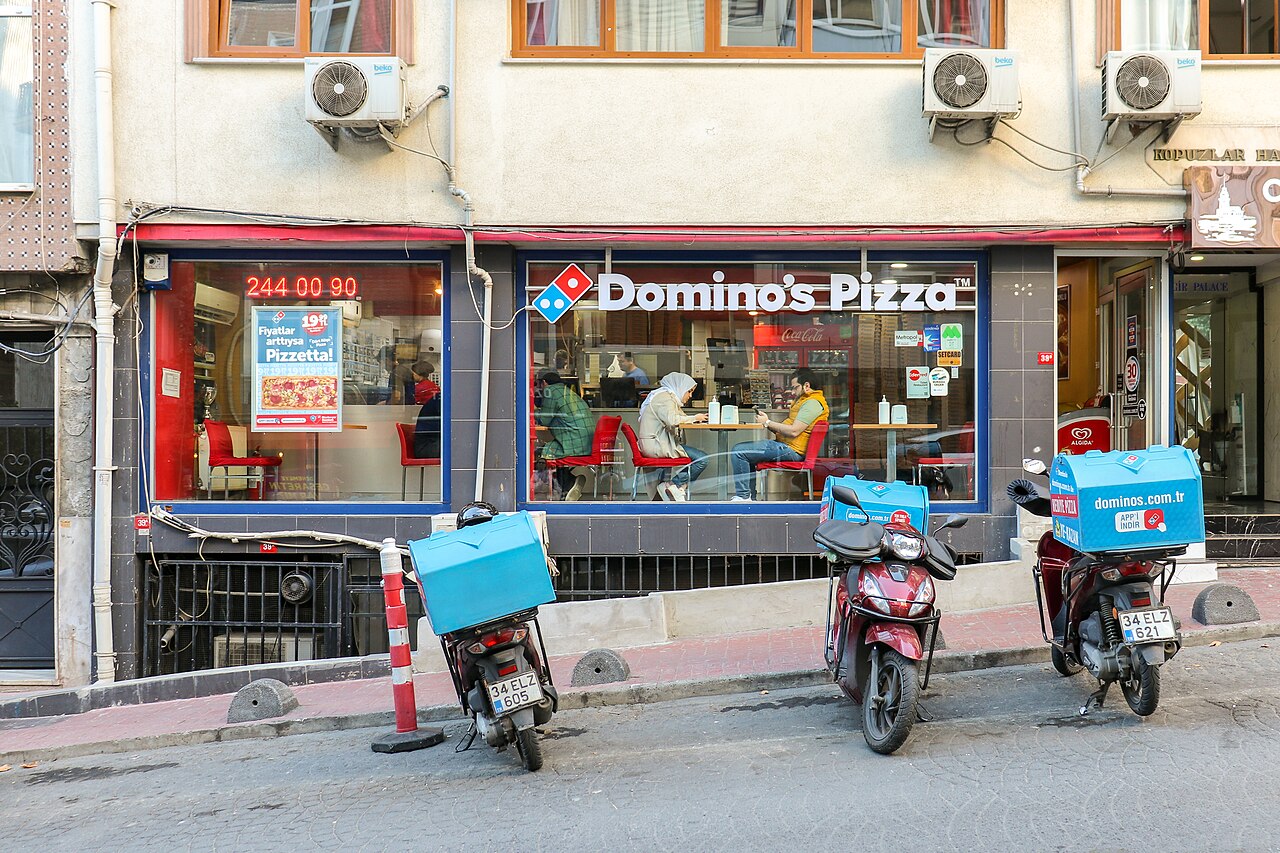 Turkish food delivery couriers protest new system requiring deposit of cash payments