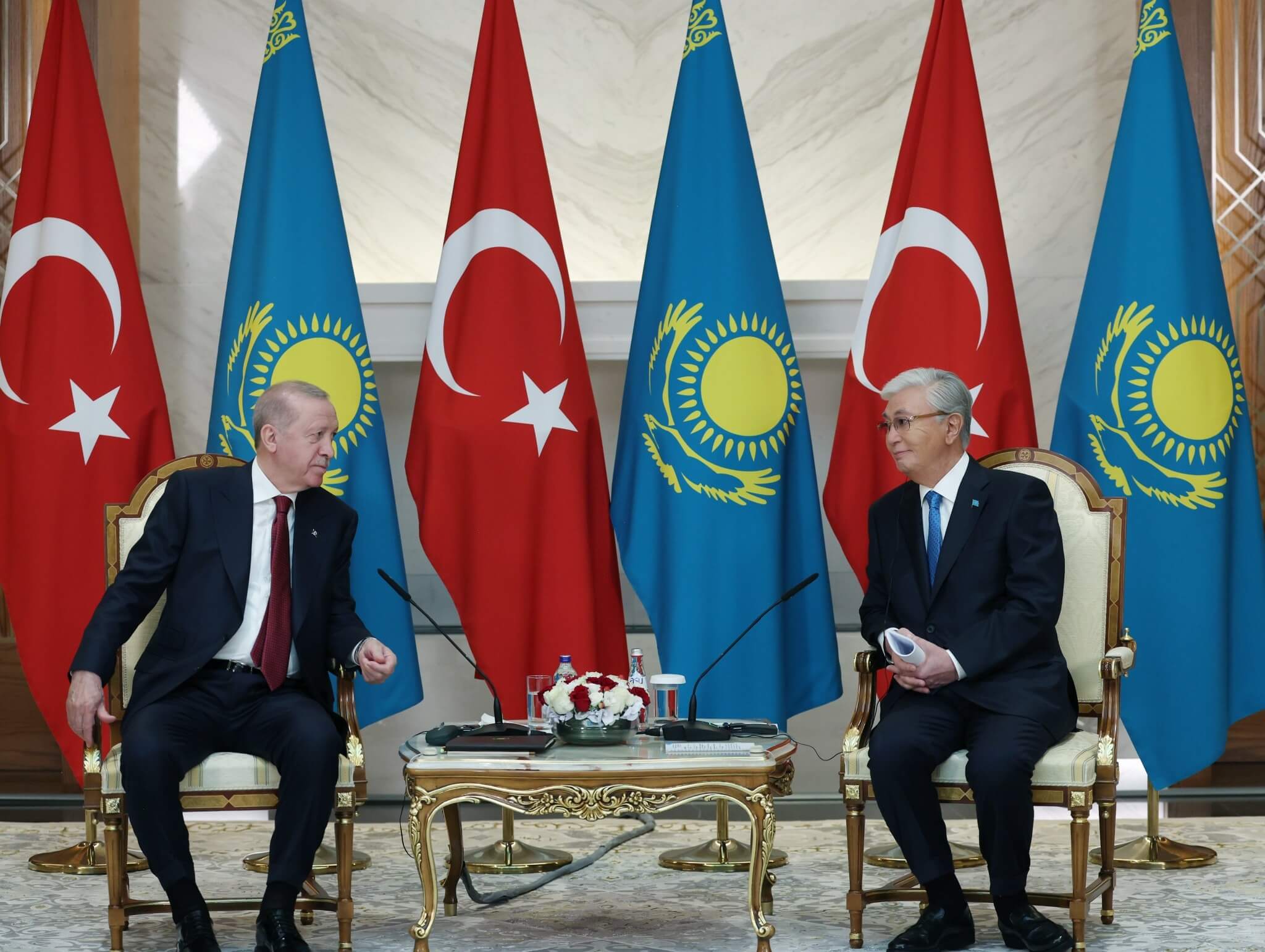 Turkey, Kazakhstan sign strategic partnership declaration, set $15 billion trade target