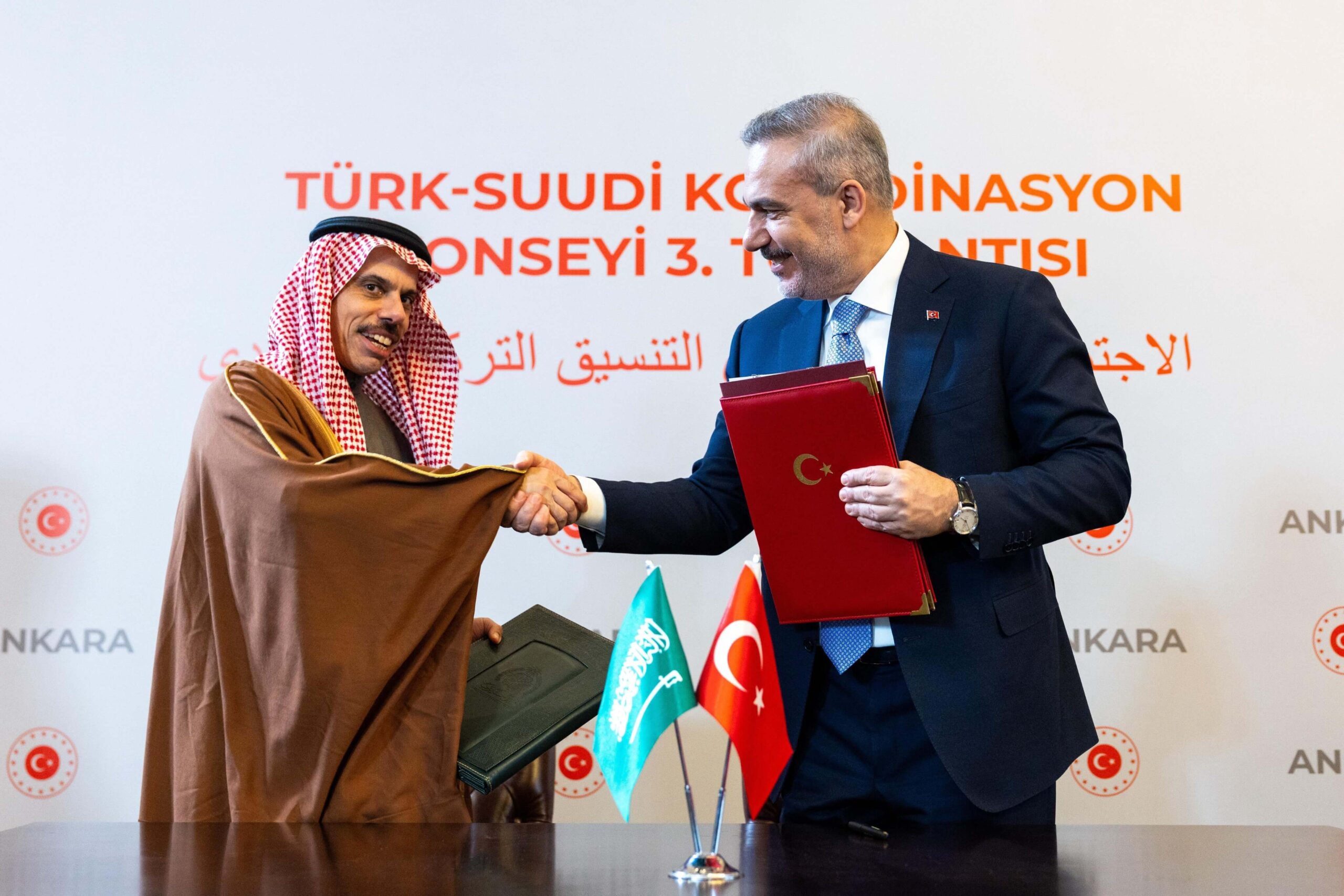 Turkey, Saudi Arabia sign visa exemption deal for select passport holders