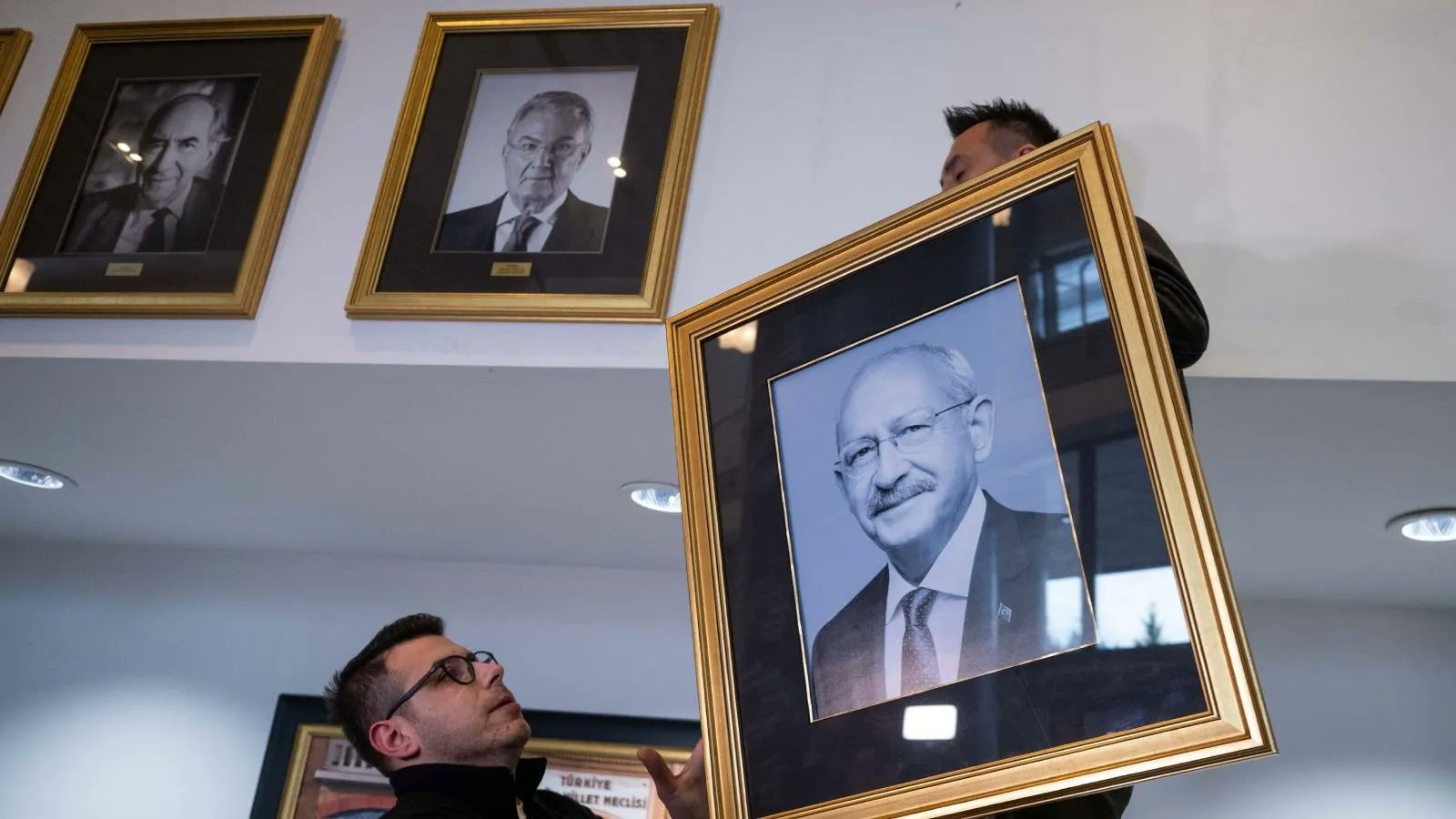 Turkish writers denounce court ruling that ousted elected opposition leader