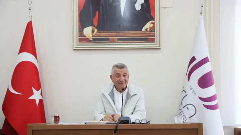 CHP mayor in western Turkey arrested, removed from office amid mounting pressure on party