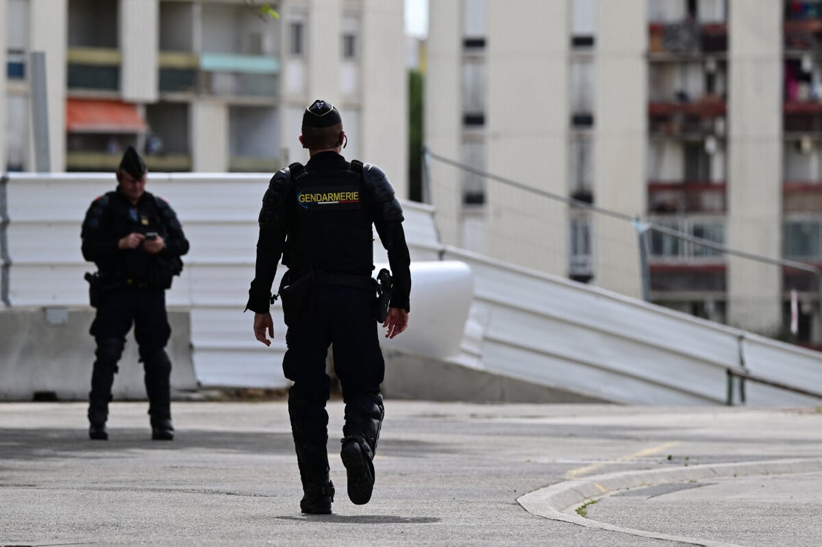 France jails 9 Turkish nationals pending trial in arms trafficking probe